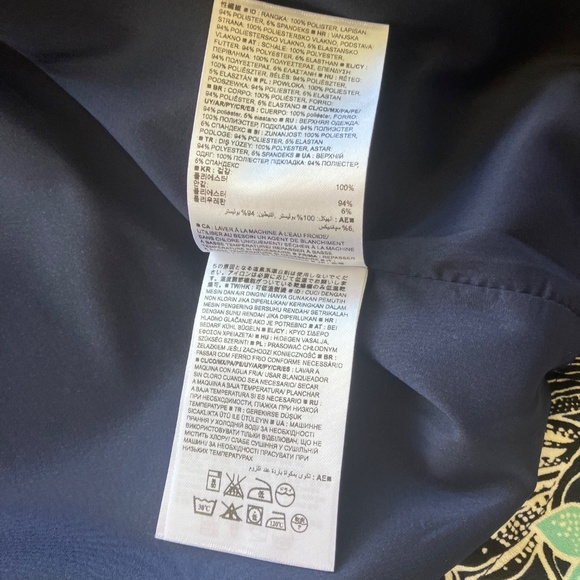 Banana republic zip floral jacket drawstring waist size large black background. - Picture 7 of 8